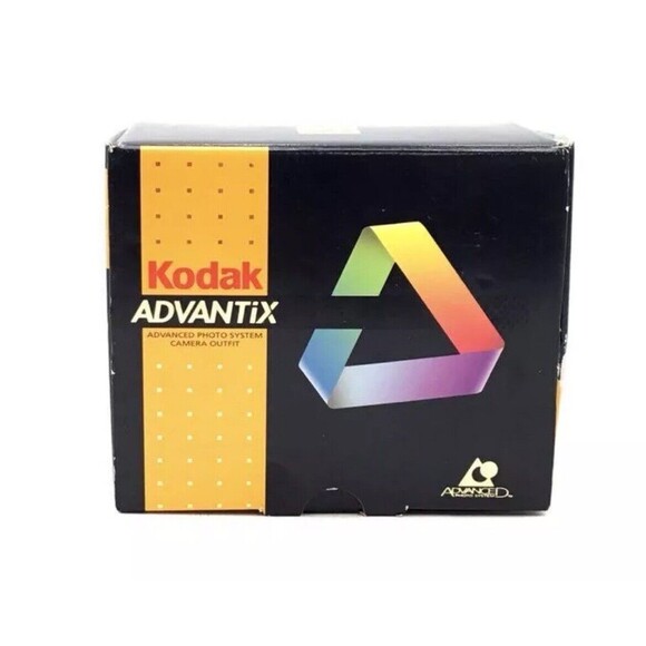 Kodak Advantix 2100 Auto Black Point & Shoot Film Camera With Accessories - Picture 5 of 5